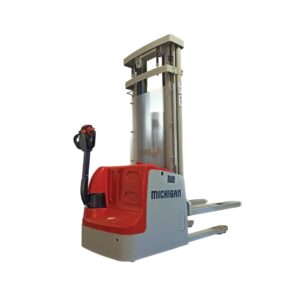 Apilador Eléctrico Michigan Electric 15-45 | 1.5 ton - 4.5 m